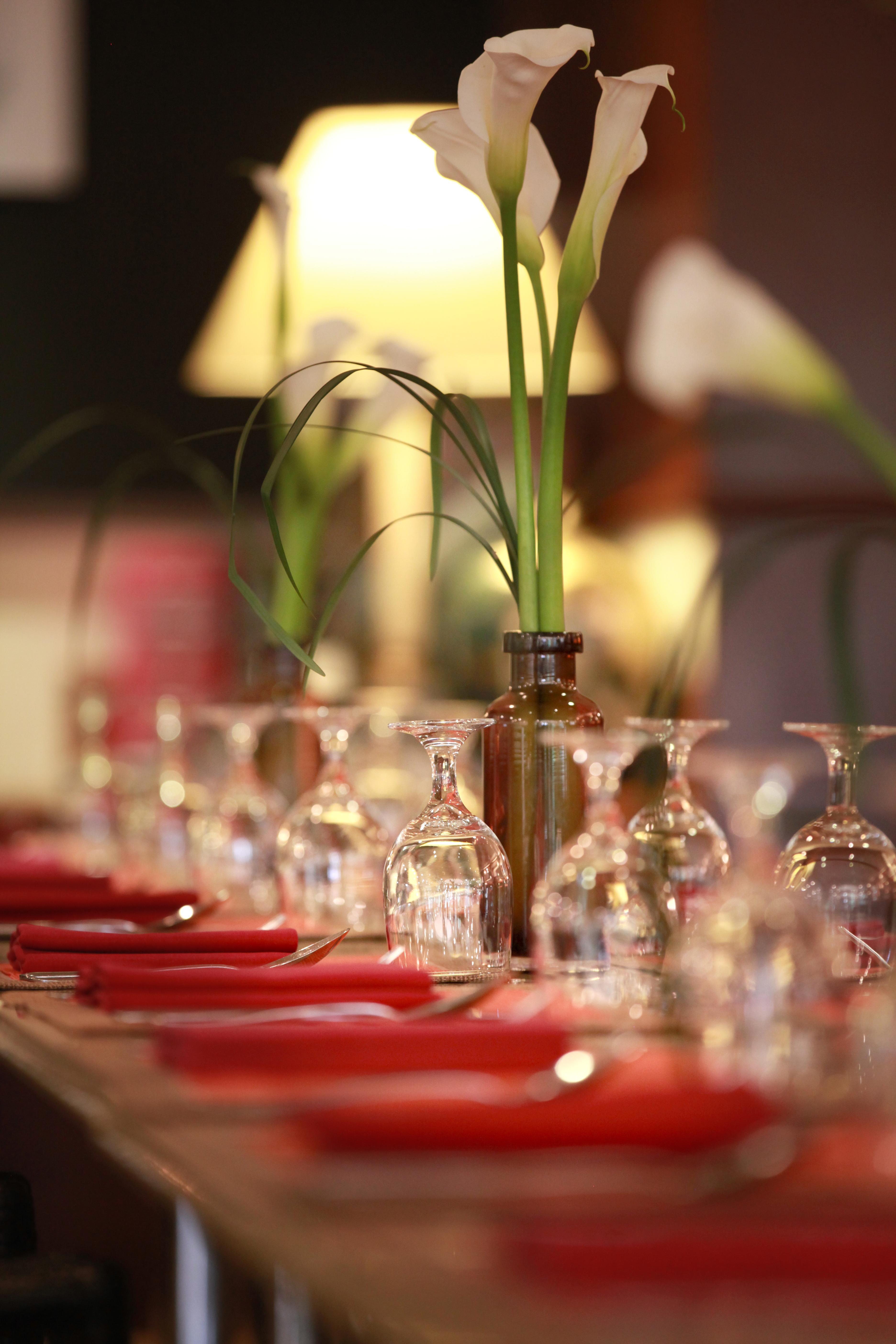 Dorsett Grand Subang Hotel Subang Jaya Dış mekan fotoğraf A table set for dinner