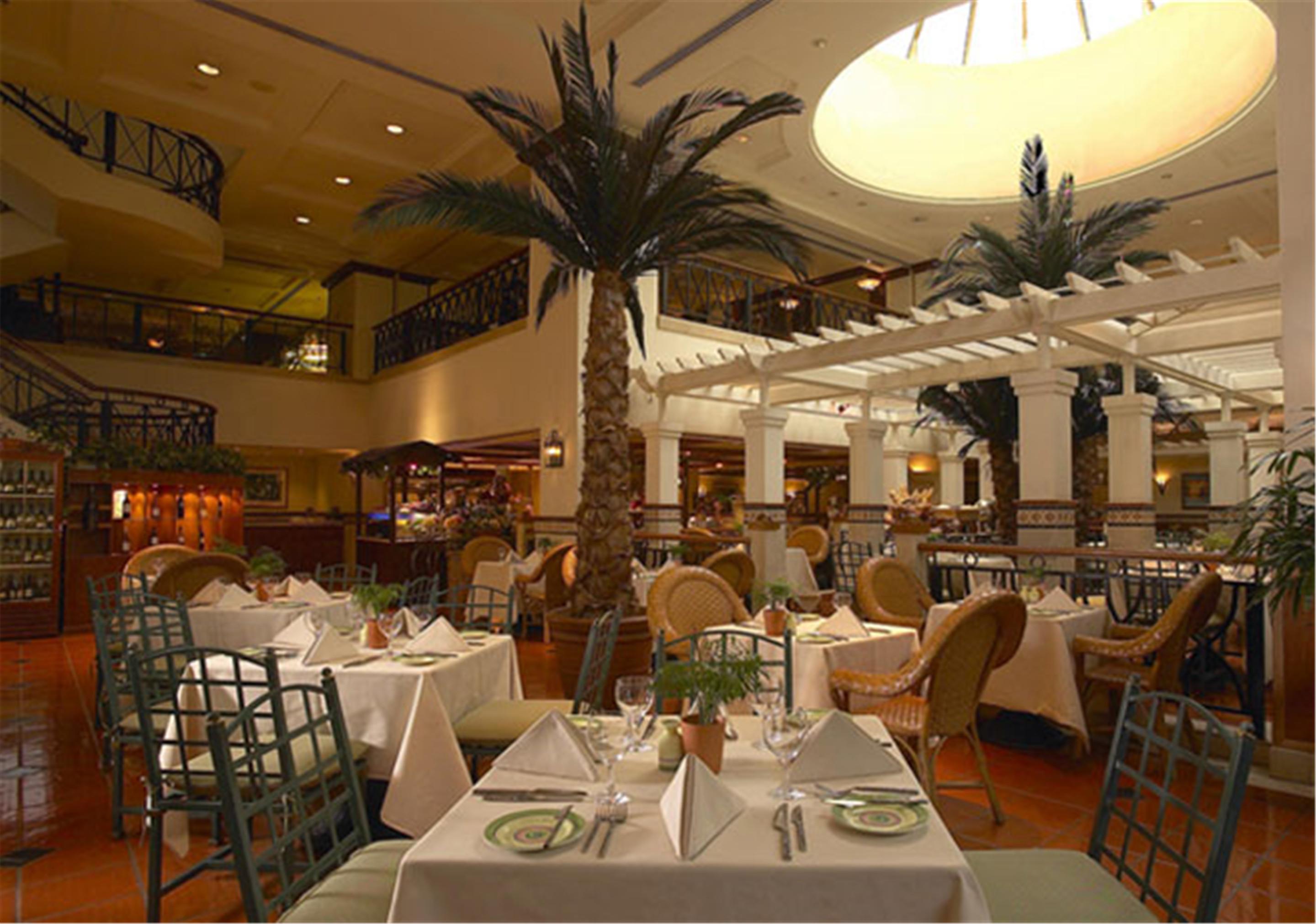 Dorsett Grand Subang Hotel Subang Jaya Dış mekan fotoğraf The Palm Court