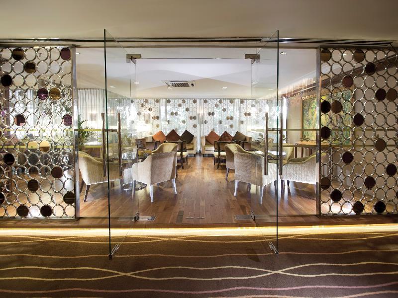 Dorsett Grand Subang Hotel Subang Jaya Dış mekan fotoğraf The restaurant