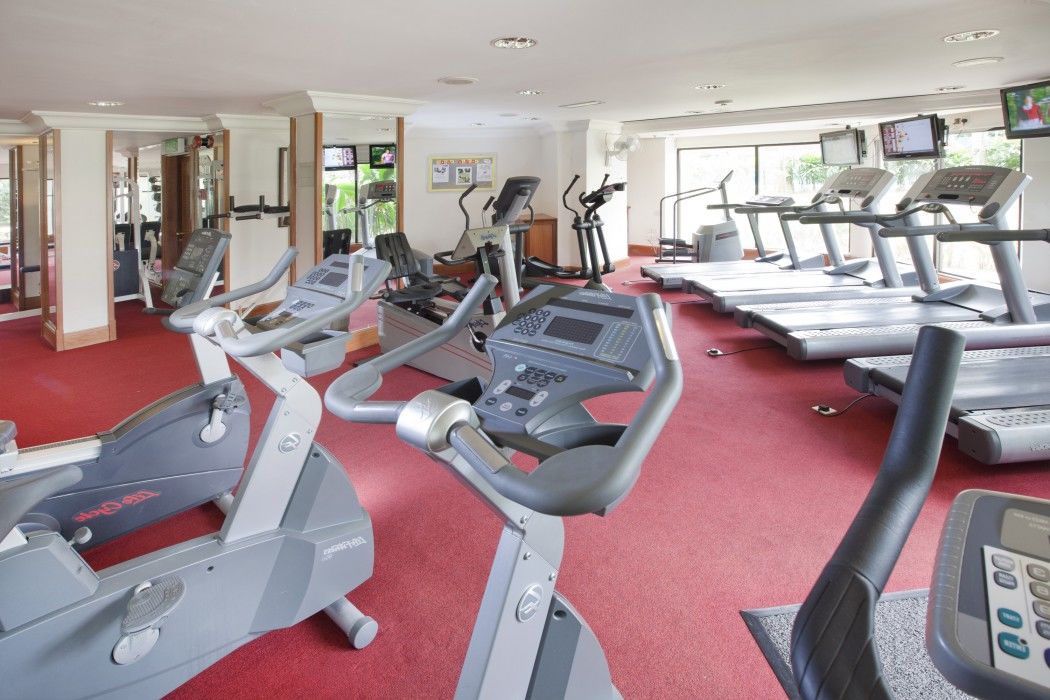 Dorsett Grand Subang Hotel Subang Jaya Dış mekan fotoğraf The gym at the hotel